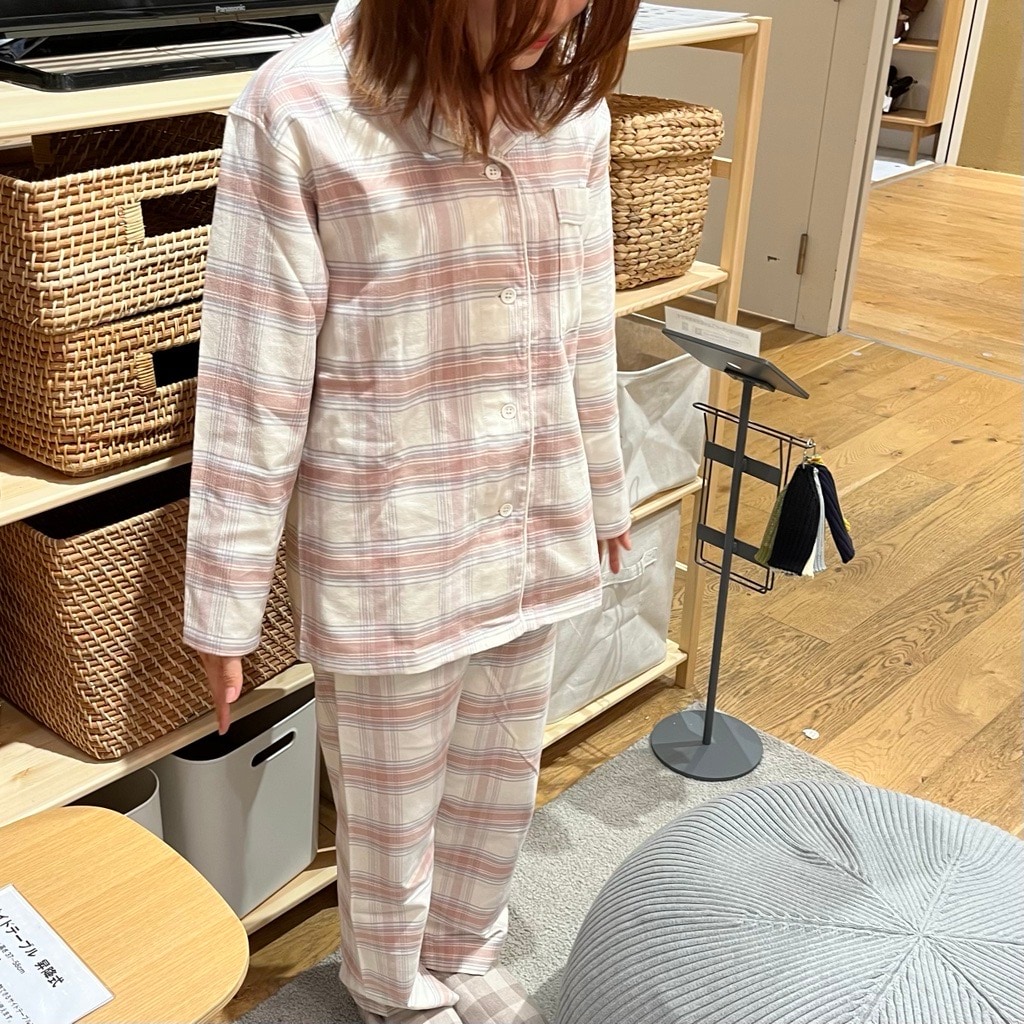 無印良品／XL／脇に縫い目のない／ピンクチェックとブルー2点フランネルパジャマ 無印良品／XL／脇に縫い目のない／ピンクチェックとブルー2点